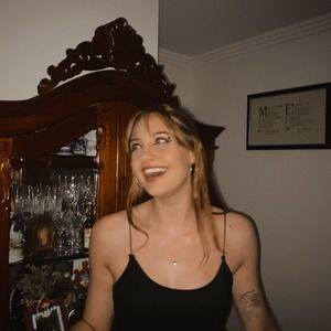 Meet your Posher, Leonie